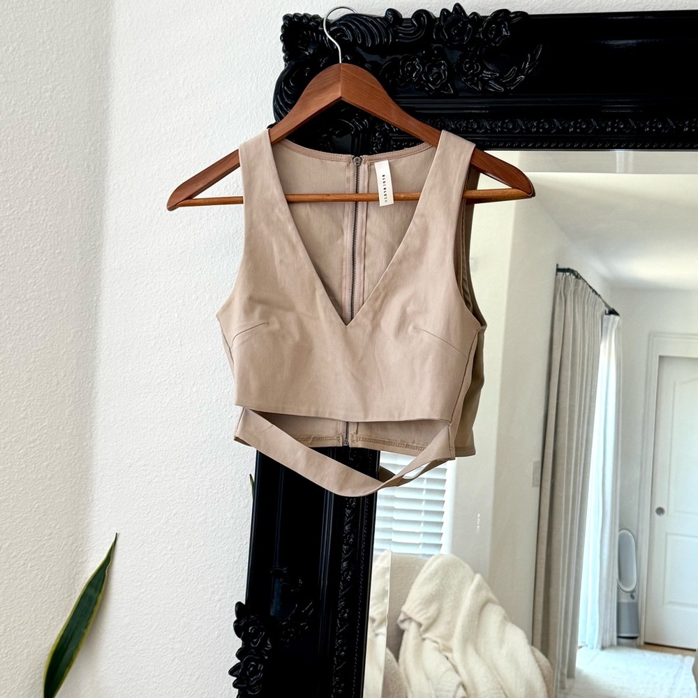 Blue Blush | Women’s Tan Cut Out Cropped Tank Top Blouse